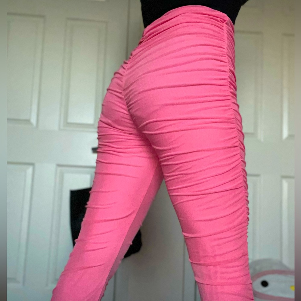 Pink scrunched pants from Tiger Mist, Absolutely stunning with some heels!